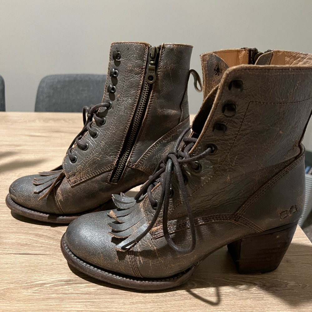 Bedstu Lace Up Bootie